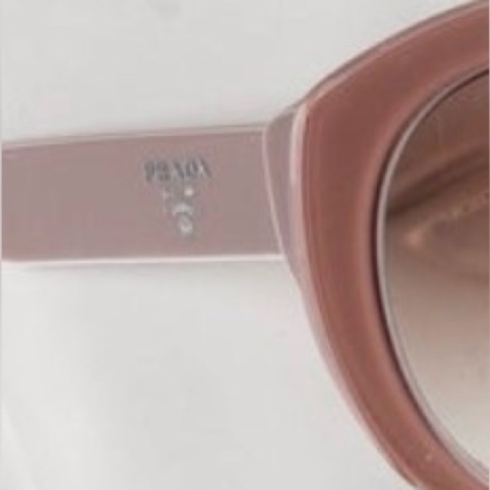 Prada Logo Pink Oversized Cat-Eye Sunglasses - Picture 3 of 13